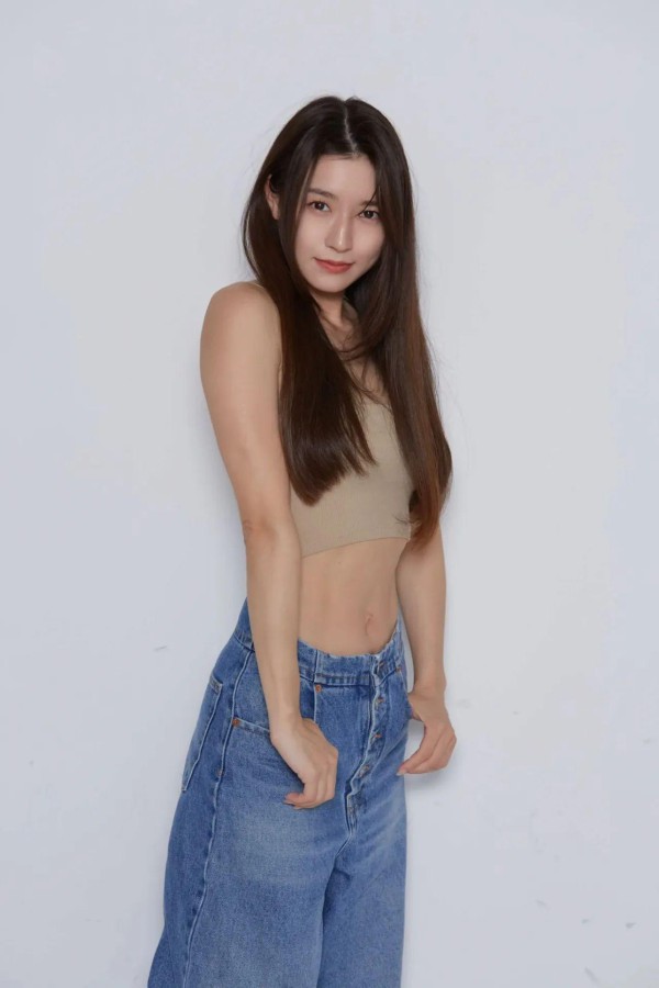 002.jpg